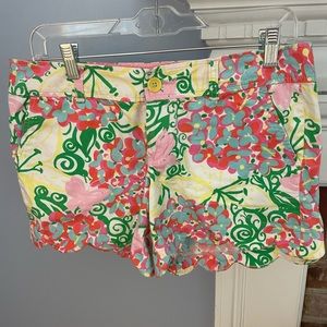 Lilly Pulitzer Buttercup Scalloped Hem shorts